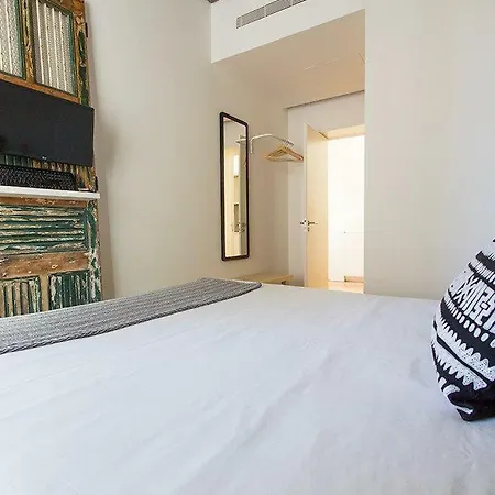 Luxury T.m. Flat With A View Apartmán *