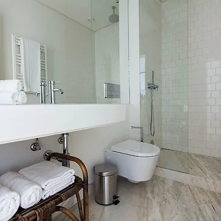 Luxury T.m. Flat With A View Lissabon