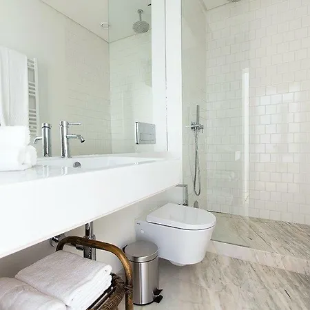 Luxury T.m. Flat With A View *